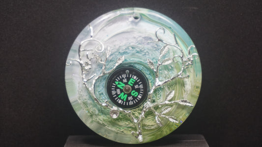 Compass 004